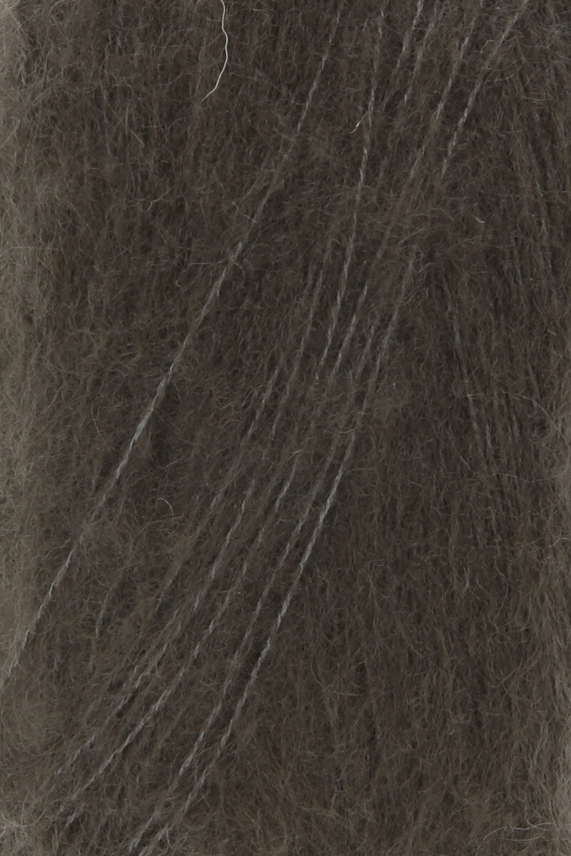 Lang Yarns Cashmere Dreams Yarn, 290m / 25g – Espresso (0268), yarn texture