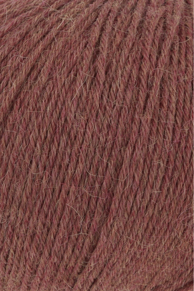 Lang Yarns Alpaca Soxx 6-ply Yarn, 390m / 150g – Dark Red Mélange (0060), yarn texture
