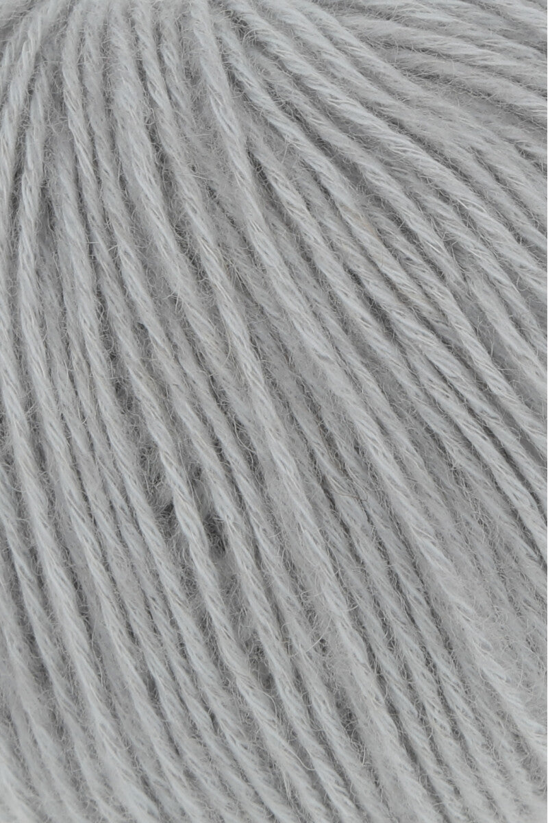 Lang Yarns Regina – 50g / 175m – Grey (0003) – detail