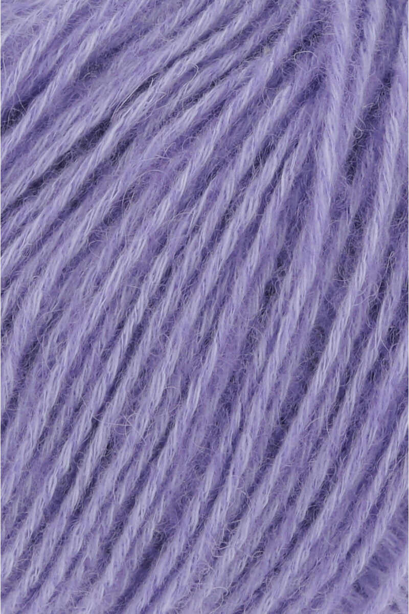 Lang Yarns Regina – 50g / 175m – Lilac (0007) – detail