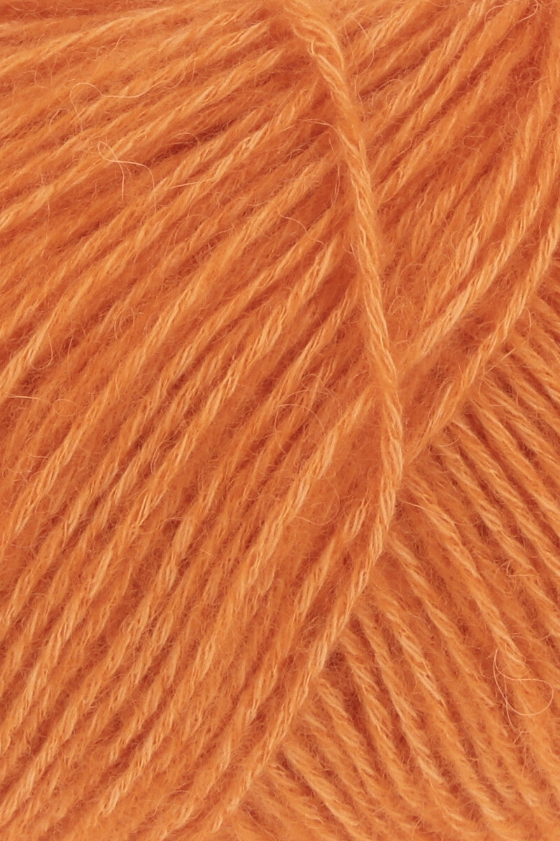 Lang Yarns Regina – 50g / 175m – Orange (0059) – detail