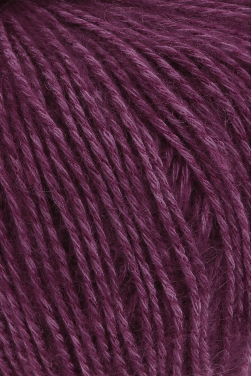 Lang Yarns Regina – 50g / 175m – Bordeaux (0064) – detail