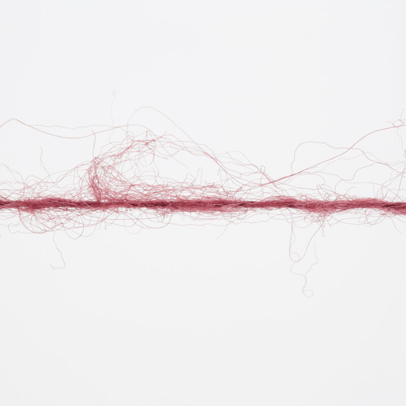 Lang Yarns Zen – 25g / 200m – Burgundy (0062) – yarn texture