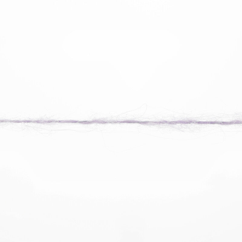 Lang Yarns Zen – 25g / 200m – Light Lilac (0146) – yarn texture