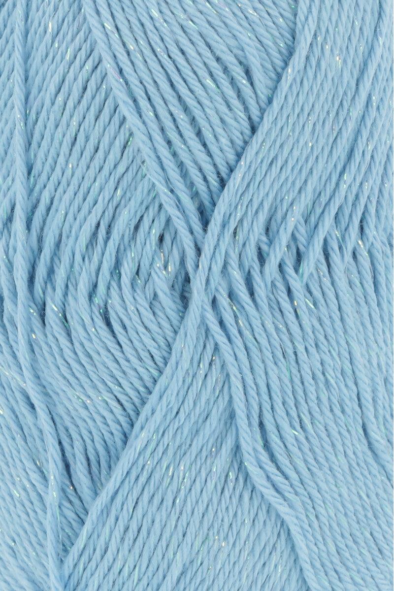 Lang Yarns Quattro Lamé – 50g / 120m – Light Blue (0021) – detail