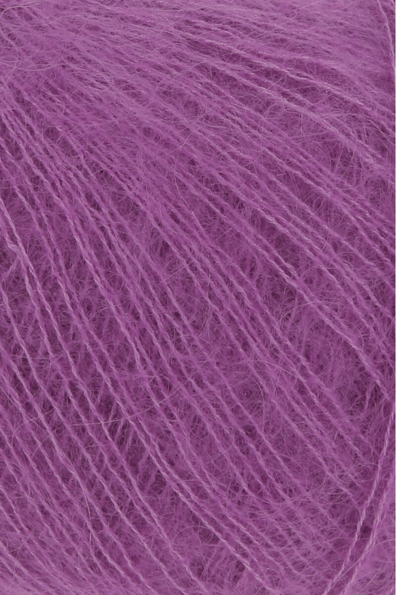 Lang Yarns Mohair 21 Yarn, 375m / 25g – Fuchsia (0066), yarn texture