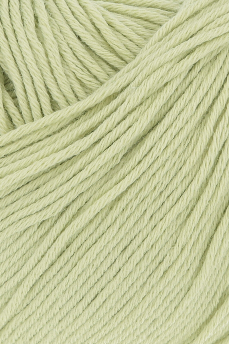 Lang Yarns Baby Cotton – 50g / 180m – Lime (0044) – detail