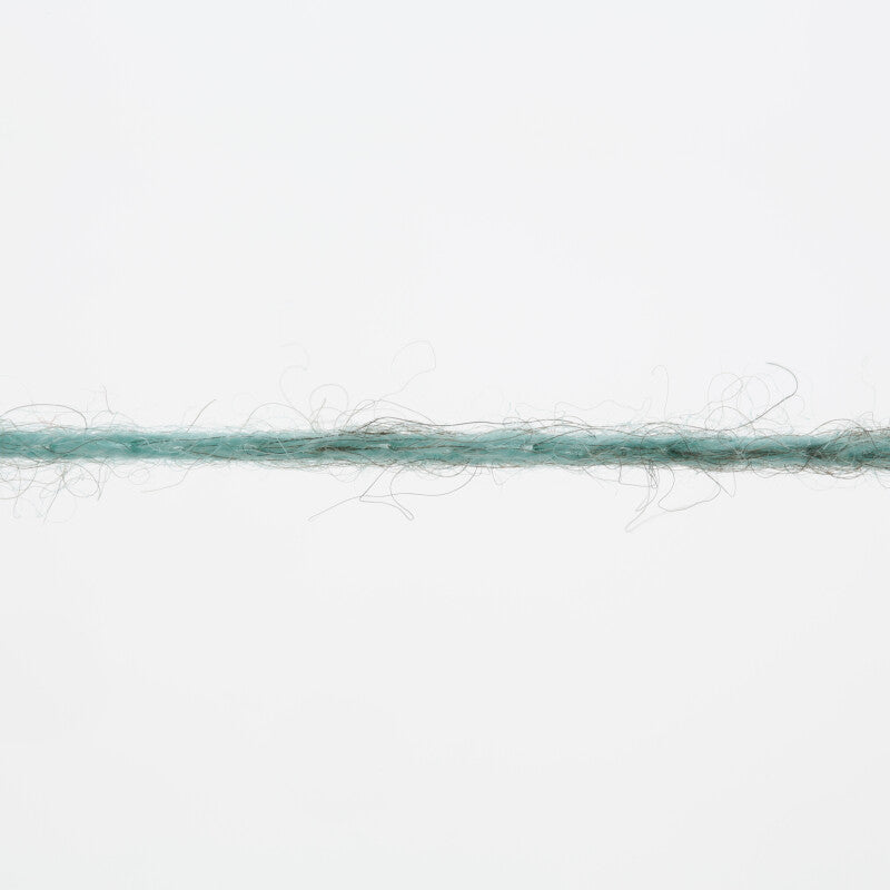 Lang Yarns Vaya – 50g / 200m – Emerald (0073) – yarn texture