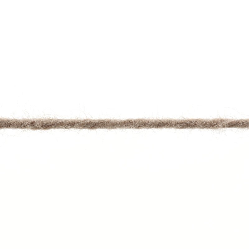 Lang Yarns Oceania – 50g / 140m – Sand (0026) – yarn texture