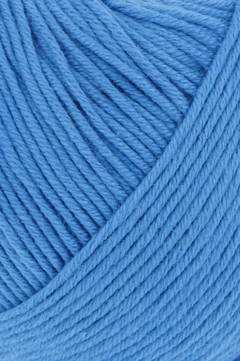 Lang Yarns Oceania – 50g / 140m – Sea (0071) – detail