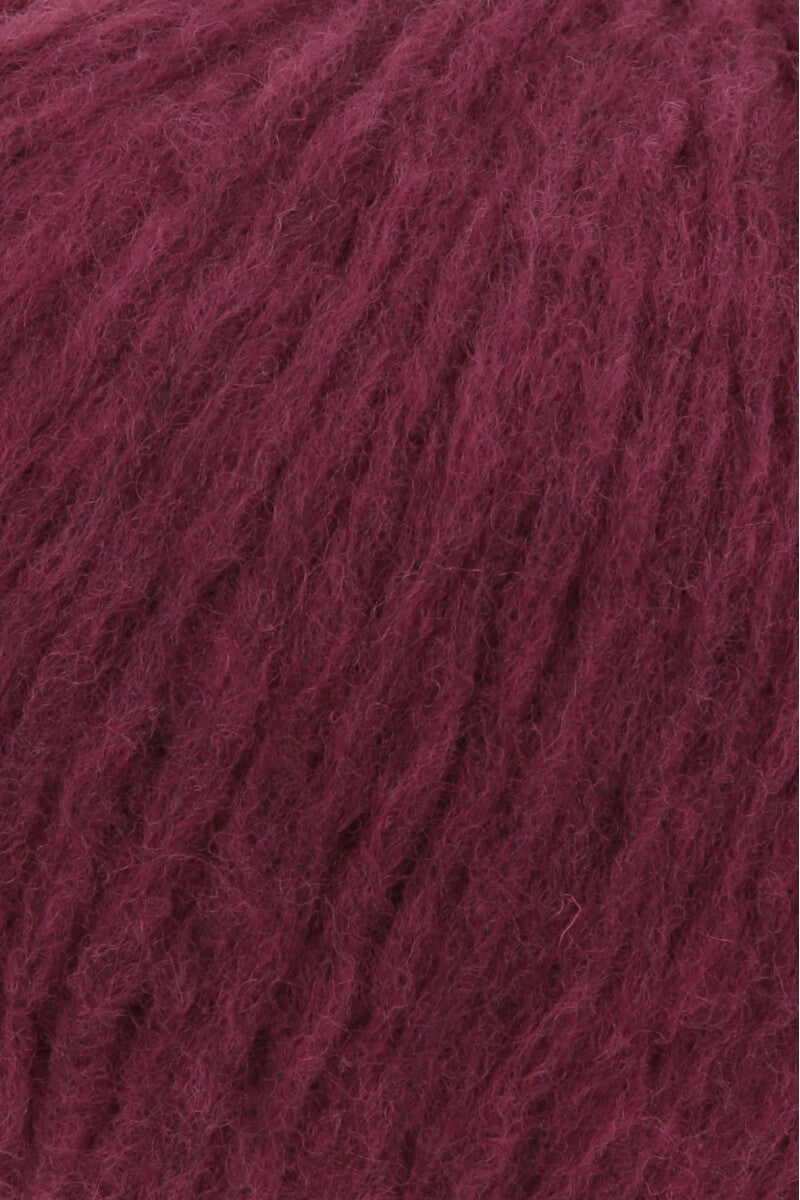 Lang Yarns Promise – 100g / 260m – Wine (0062) – detail