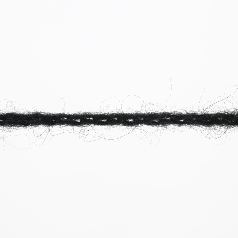 Lang Yarns Nomad – 25g / 125m – Black (0004) – yarn texture