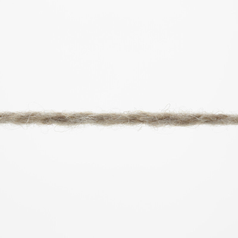 Lang Yarns Donegal Woolen Spun Yarn, 105m / 50g – Sand (0026), yarn strand