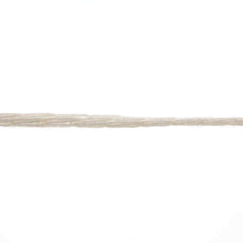 Lang Yarns Belle – 50g / 190m – Eggwhite (0002) – yarn texture