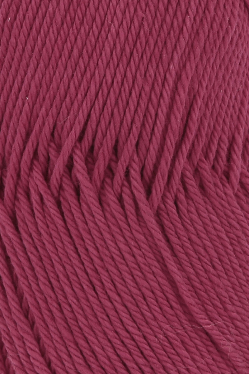 Lang Yarns Quattro – 50g / 120m – Rust (0087) – detail