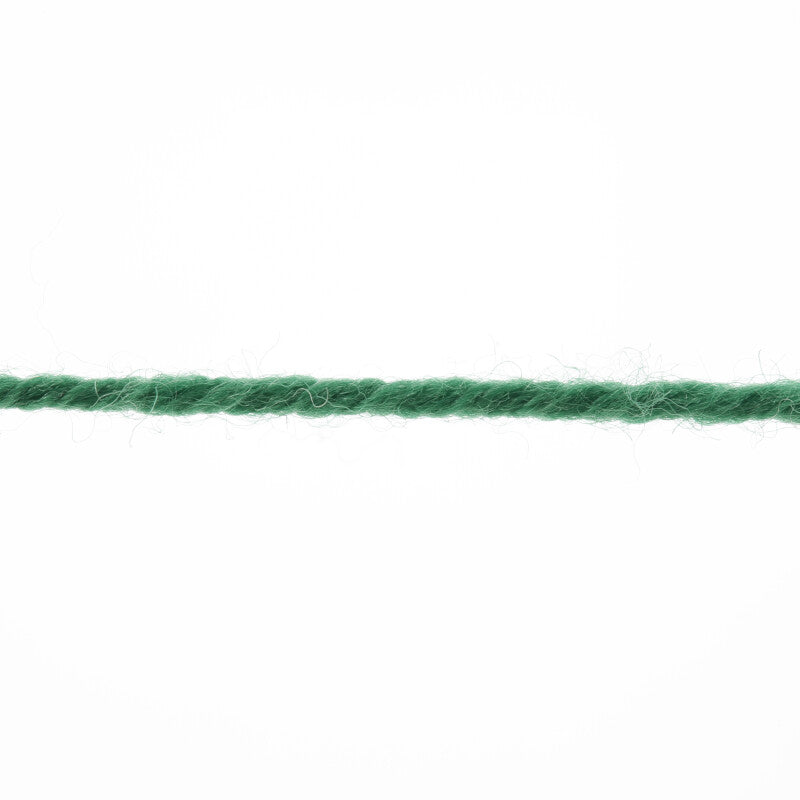 Lang Yarns Merino 150 Yarn, 150m / 50g – Green (0017), yarn strand