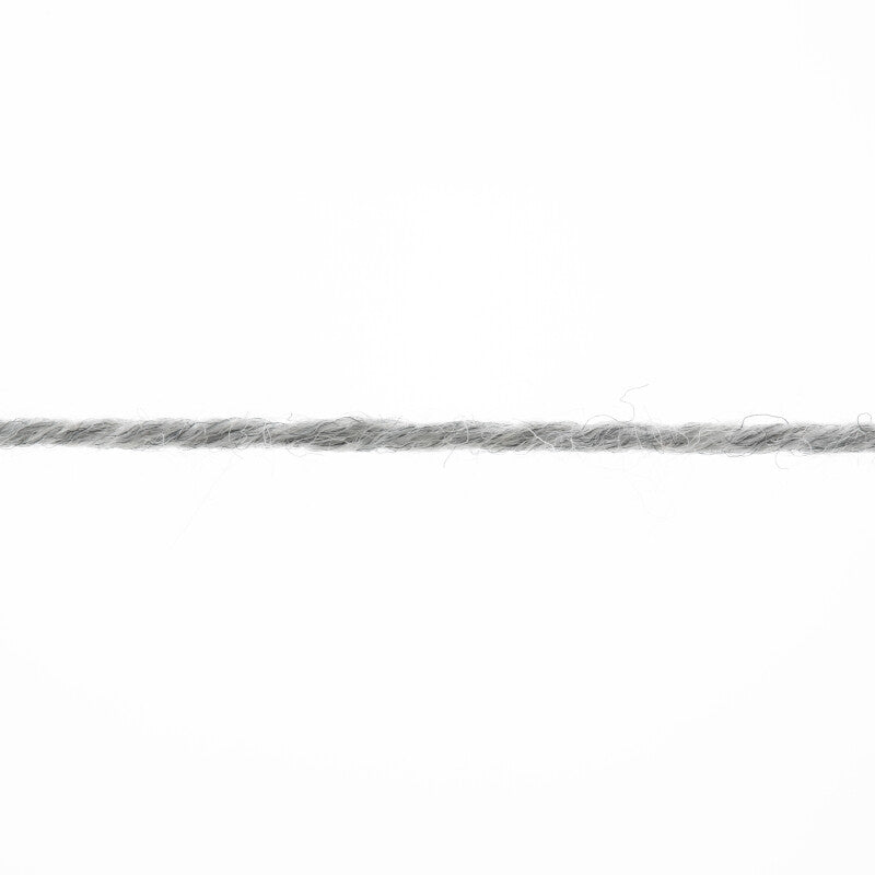 Lang Yarns Merino 150 Yarn, 150m / 50g – Grey / Mélange (0324), yarn strand