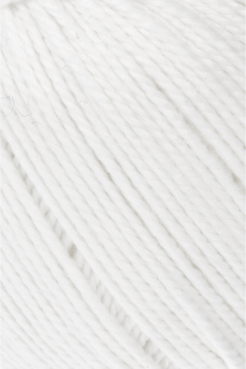Lang Yarns Tissa – 50g / 80m – White (0001) – detail
