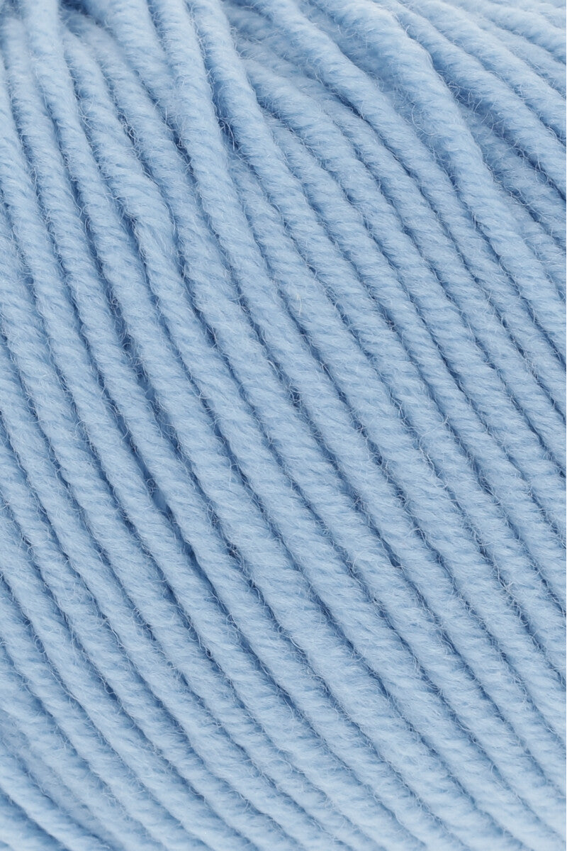 Lang Yarns Merino 120 Yarn, 120m / 50g – Light Blue (0020), yarn texture