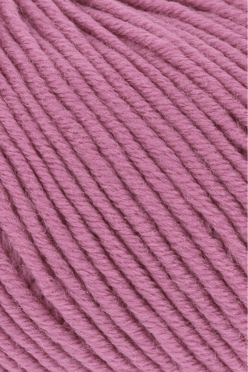 Lang Yarns Merino 120 Yarn, 120m / 50g – Pink (0085), yarn texture
