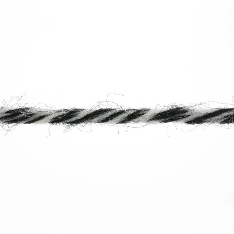 Lang Yarns Merino 120 Yarn, 120m / 50g – Black/White Mouliné (0154), yarn strand