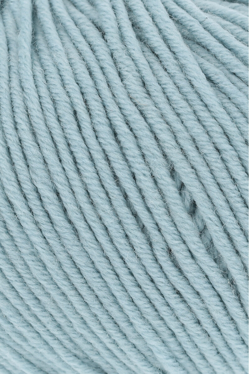 Lang Yarns Merino 120 Yarn, 120m / 50g – Dark Mint (0174), yarn texture