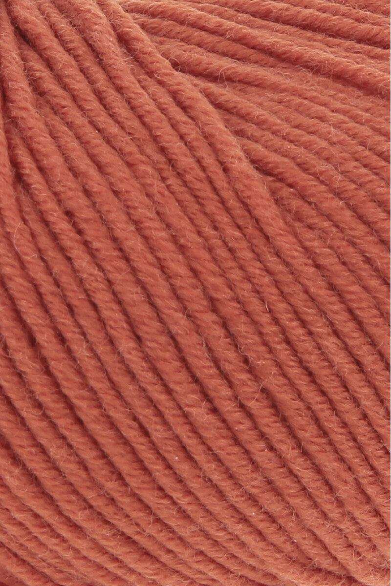 Lang Yarns Merino 120 Yarn, 120m / 50g – Brick (0211), yarn texture