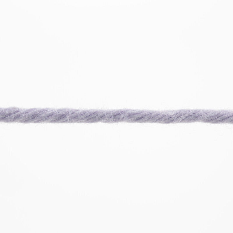 Lang Yarns Handarbeitsgarn – 50g / 84m – Lilac (0746) – yarn texture