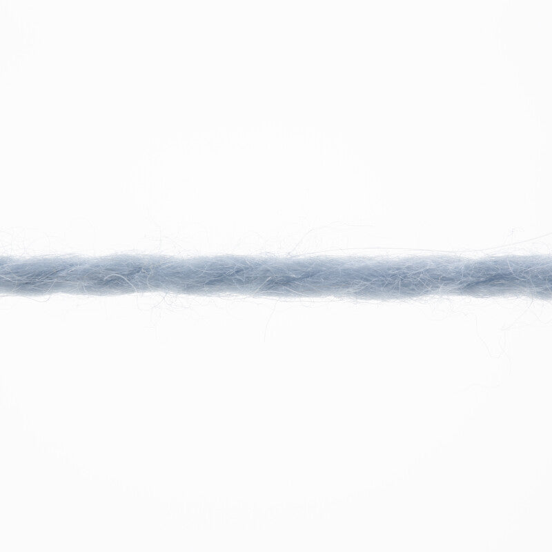 Lang Yarns Carpe Diem – 50g / 90m – Light Jeans (0033) – yarn texture