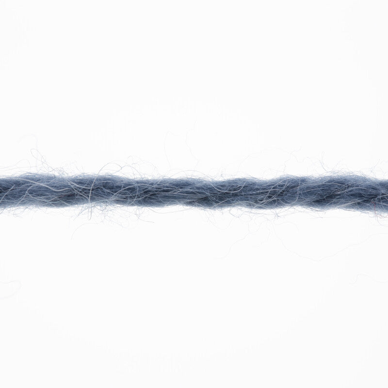 Lang Yarns Carpe Diem – 50g / 90m – Dark Jeans (0034) – yarn texture