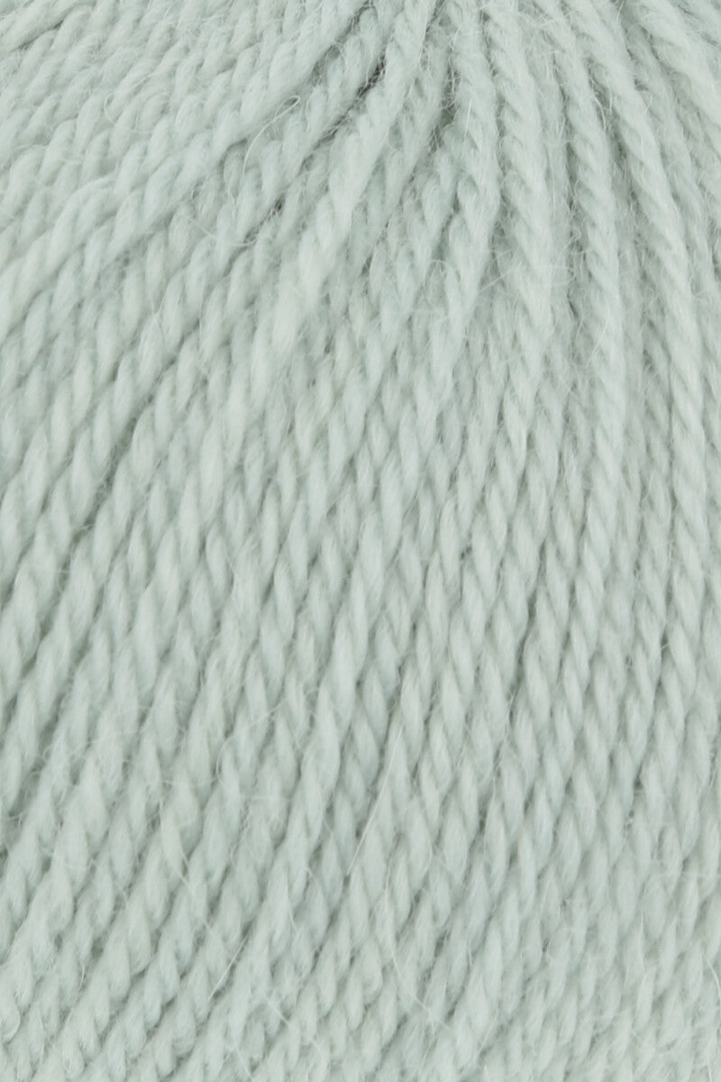 Lang Yarns Baby Alpaca Yarn, 170m / 50g – Mint (0058), yarn texture
