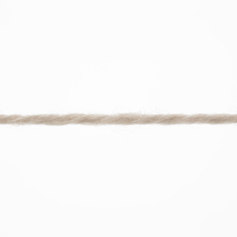 Lang Yarns Merino 200 Bébé Yarn, 203m / 50g – Beige (0326), yarn strand