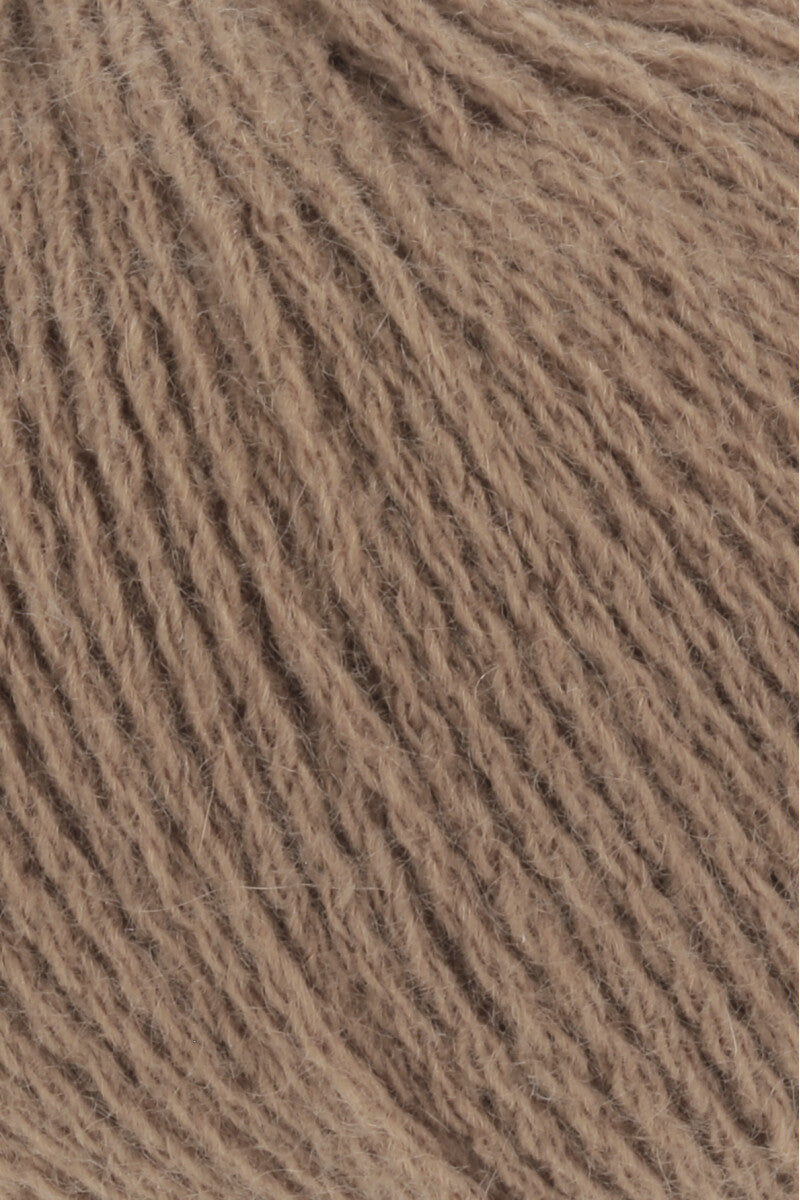 Lang Yarns Cashmere Premium Yarn, 115m / 25g – Light Brown (0139), yarn texture