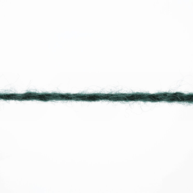 Lang Yarns Cashmere Premium Yarn, 115m / 25g – Fir Green (0218), yarn strand