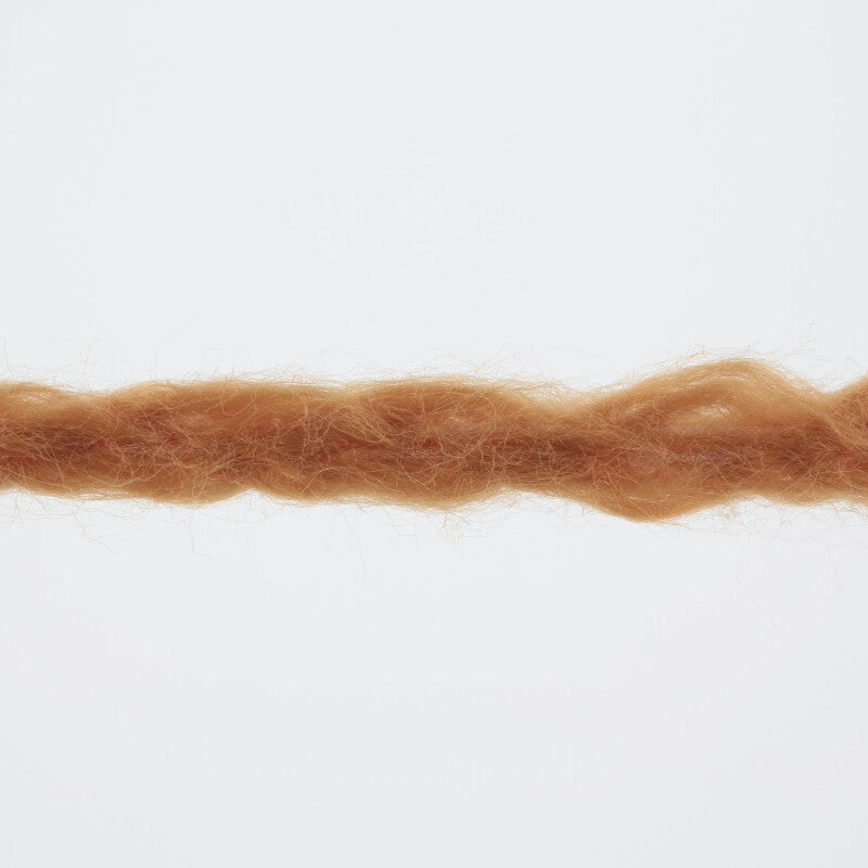 Lang Yarns Amira – 50g / 100m – Nougat (0015) – yarn texture
