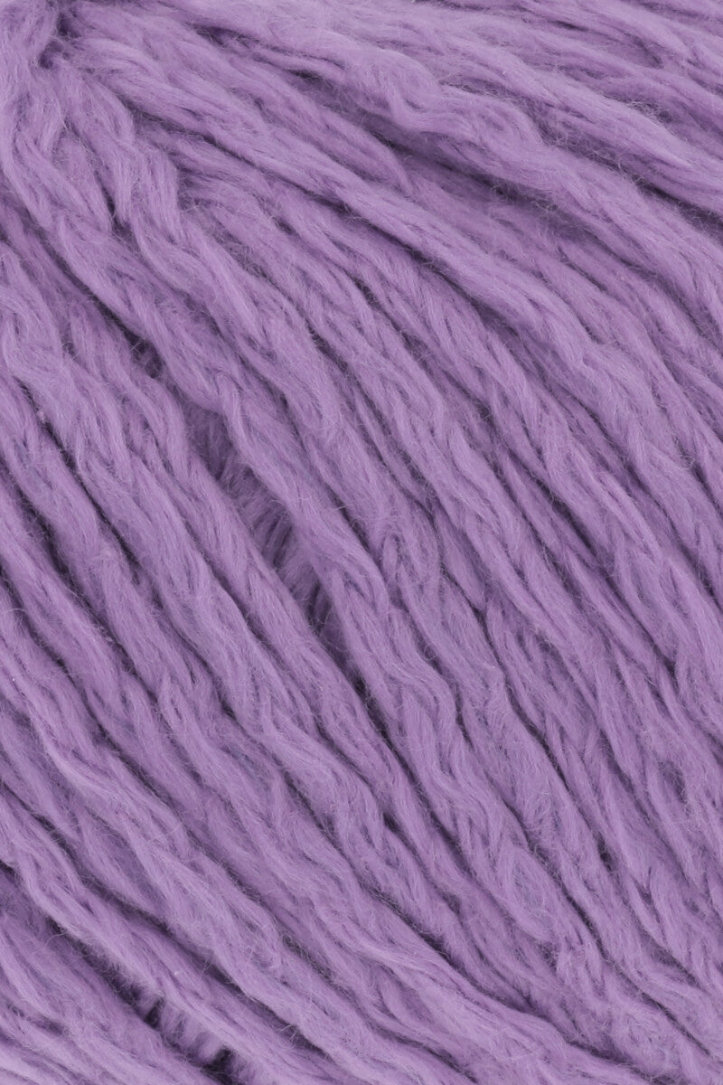 Lang Yarns Amira – 50g / 100m – Lavender (0046) – detail