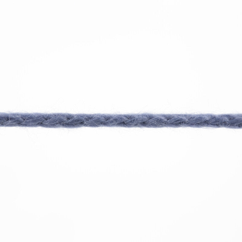 Lang Yarns Norma – 50g / 135m – Dark Jeans (0034) – yarn texture
