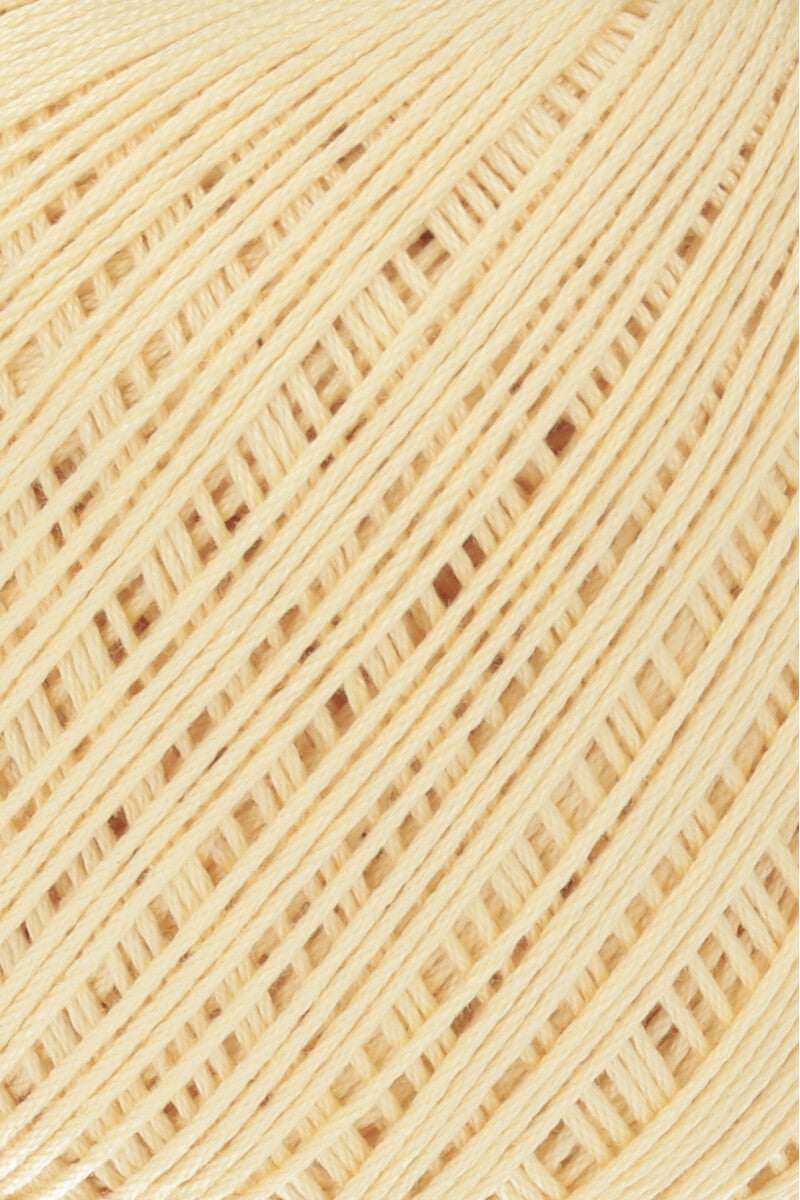 Lang Yarns Marisa – 100% Egyptian cotton yarn, 50g/210m – Banana (0049) – detail
