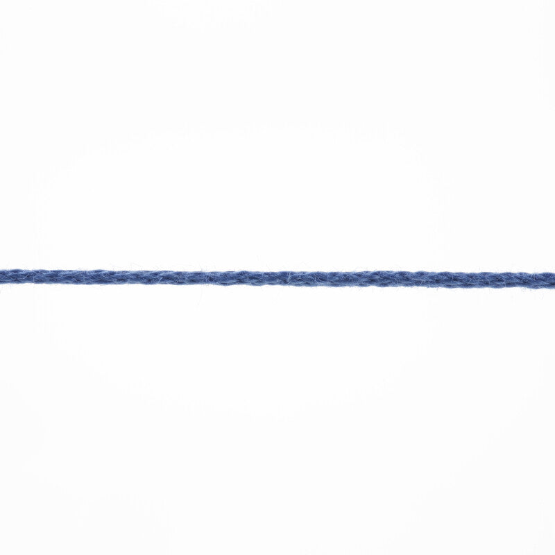 Lang Yarns Marisa – 100% Egyptian cotton yarn, 50g/210m – Sapphire (0076) – yarn texture