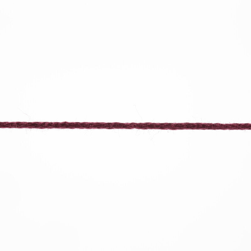 Lang Yarns Marisa – 100% Egyptian cotton yarn, 50g/210m – Dark Red (0163) – yarn texture