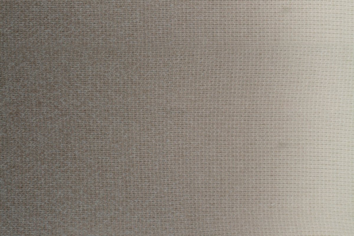 Círculo Marfim - Soft Gradient Yarn with Cashmere Touch (200g) - Leo Hobby