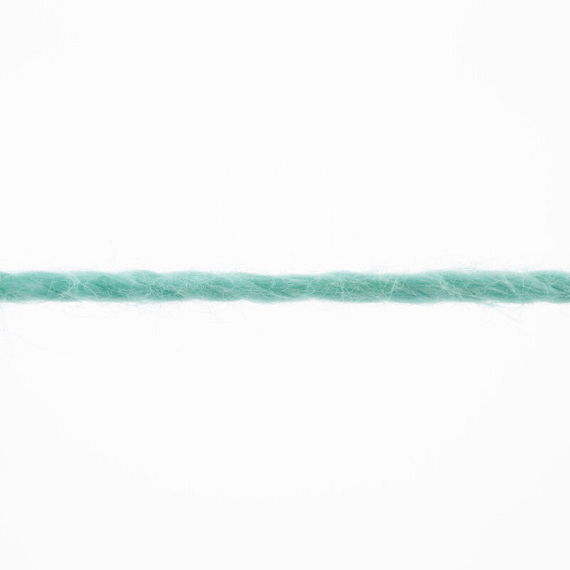 Lang Yarns Tissa Color – 50g / 80m – Green (0218) – yarn texture