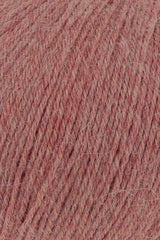 Lang Yarns Alpaca Soxx 4-ply Yarn, 390m / 100g – Coral Mélange (0029), yarn texture