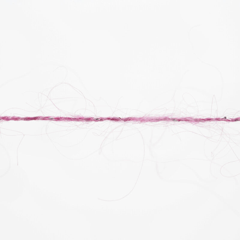 Lang Yarns Lace Lamé – 25g / 310m – Pink (0085) – yarn texture