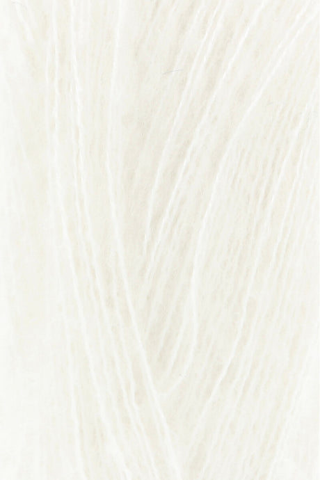 Lang Yarns Cashmere Dreams Yarn, 290m / 25g – White (0001), yarn texture