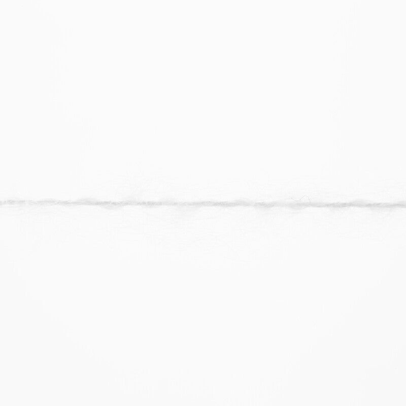 Lang Yarns Cashmere Dreams Yarn, 290m / 25g – White (0001), yarn strand