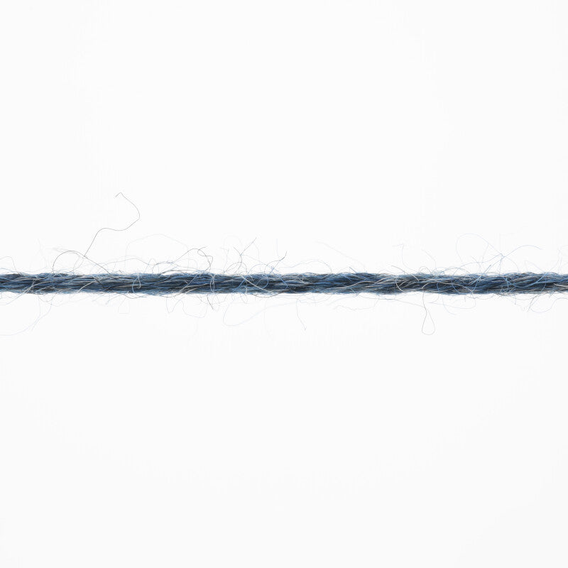 Lang Yarns Alpaca Soxx 6-ply Yarn, 390m / 150g – Blue Mélange (0010), yarn strand