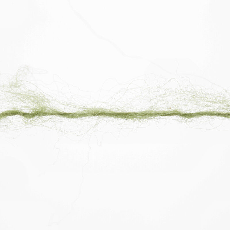 Lang Yarns Zen – 25g / 200m – Green (0016) – yarn texture