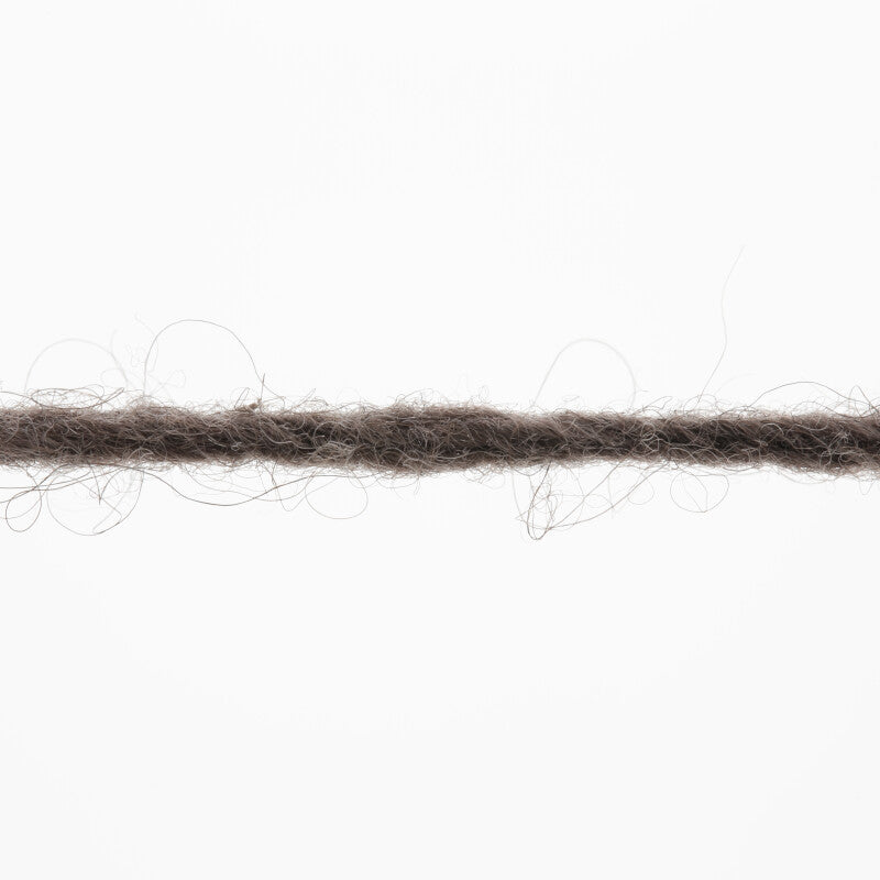 Lang Yarns Yak – 50g / 120m – Brown (0068) – yarn texture