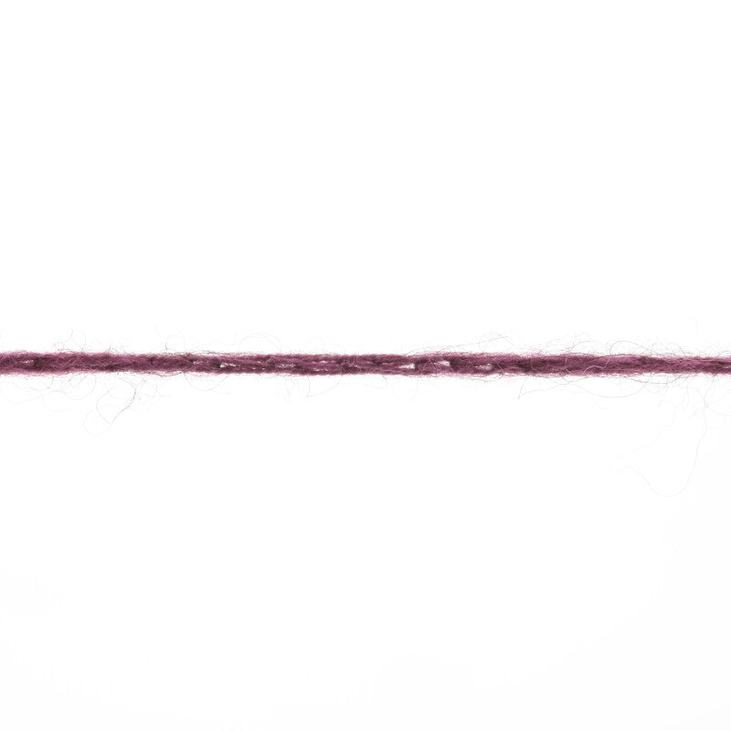 Lang Yarns Vaya – 50g / 200m – Plum (0090) – yarn texture